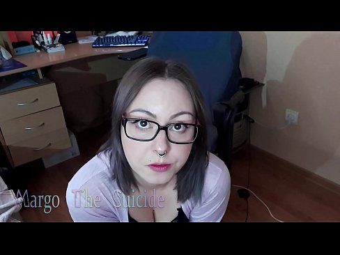 ❤️ Merch Sexy gyda Sbectol Yn Sugno Dildo'n Ddwfn ar y Camera Fideo porn ar cy.sexycamse.top ❌